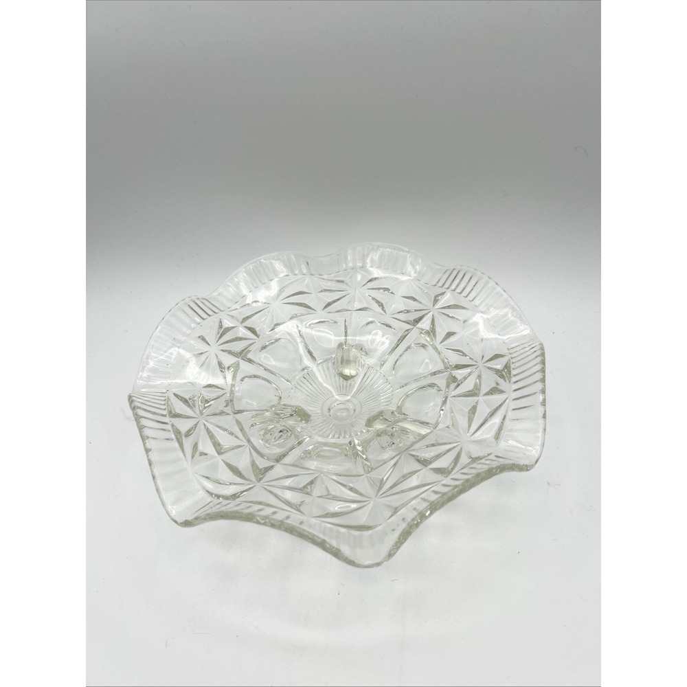 VTG Clear Pressed Glass‎ 3 Footed Bowl Swirl Ribbed Pattern 8.75" Scalloped Edge